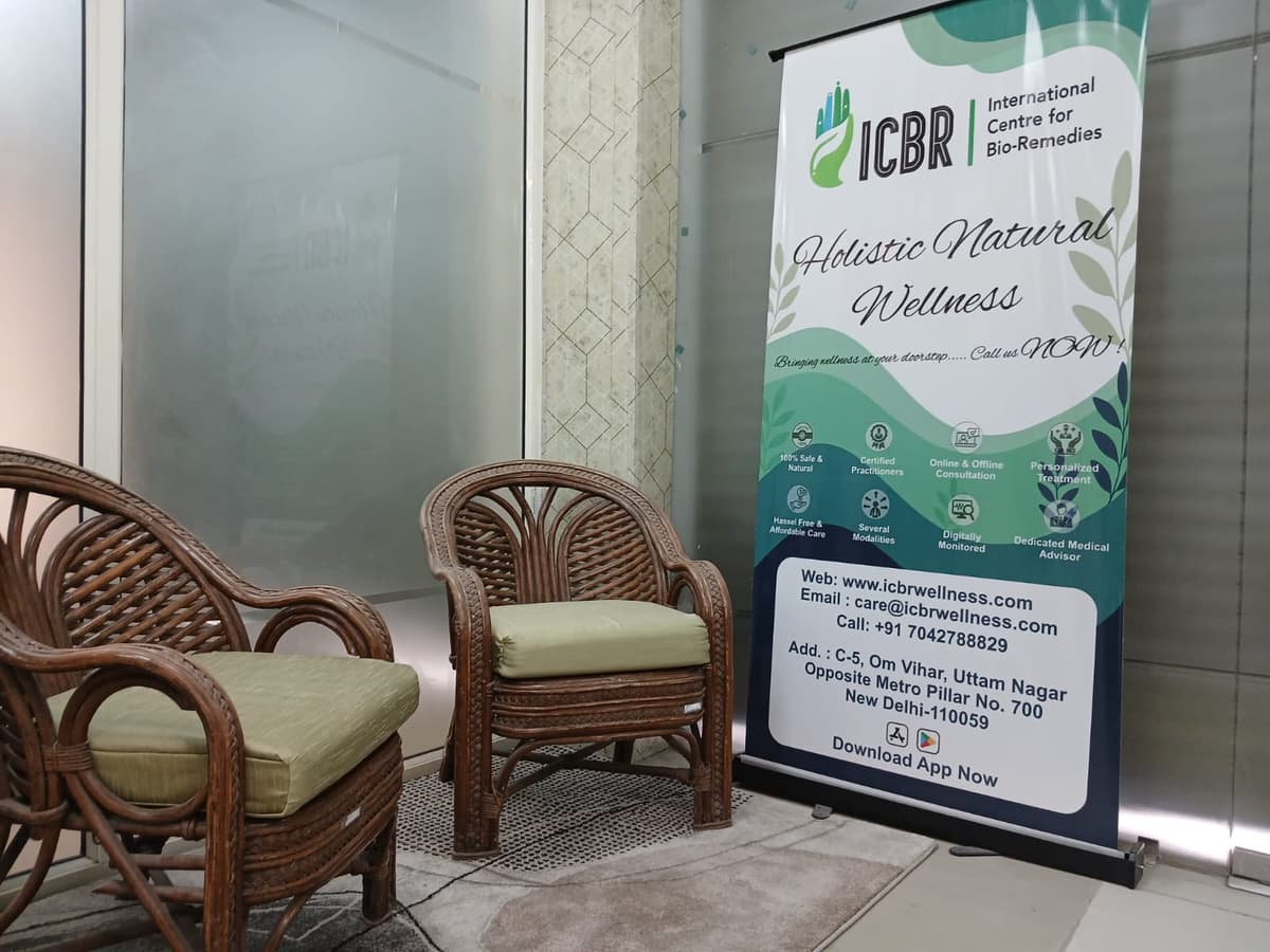 Integrative wellness therapy session in Delhi NCR